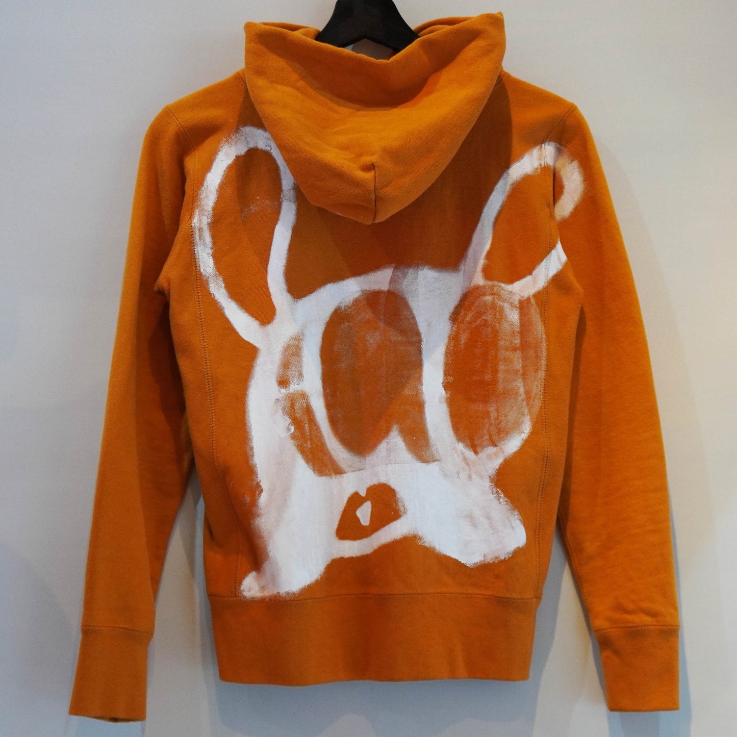 SKOLIEN FACE PRINTED REMAKE HOODIE (L)