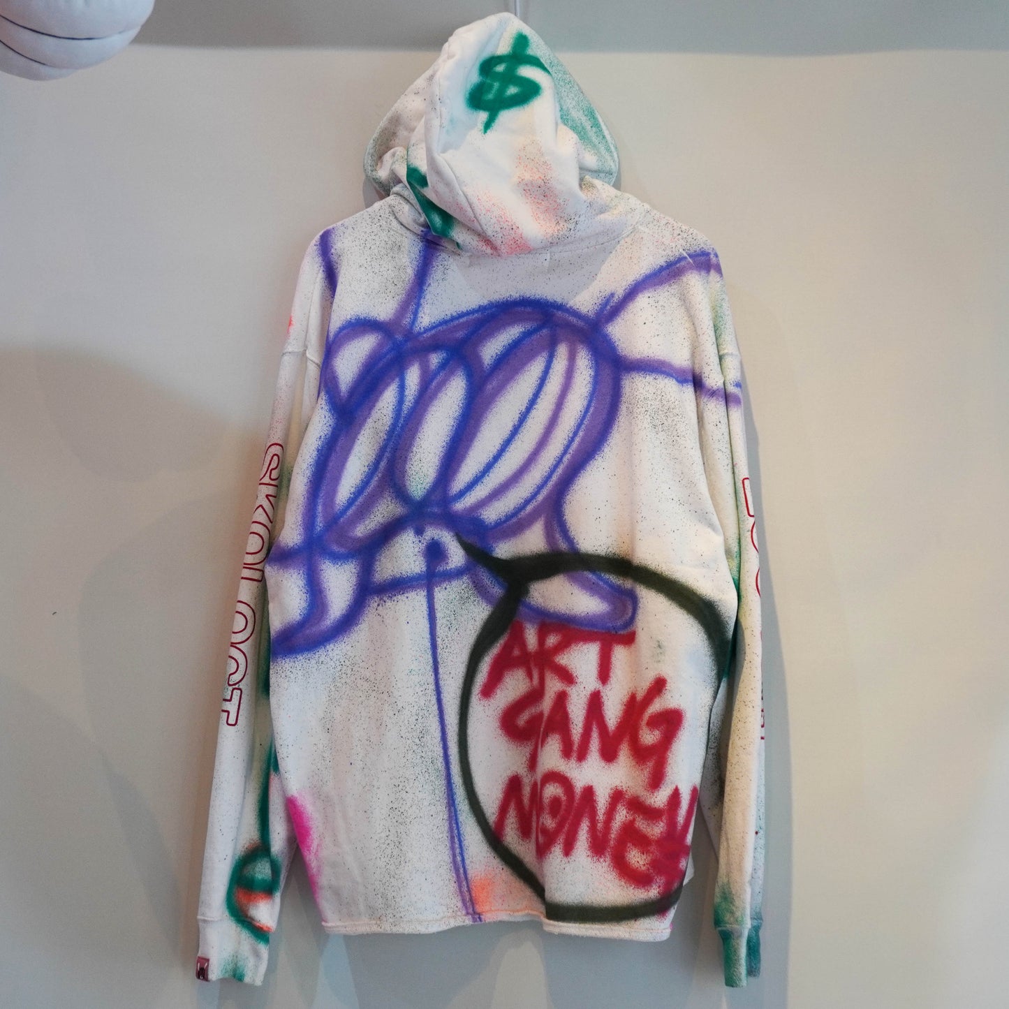 SKO SKO SPRAY PAINTED REWORKED HOODIE (XXL)