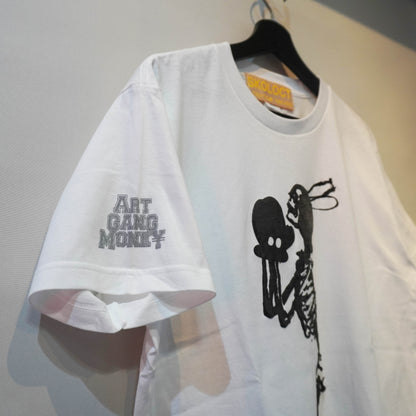 SKOLOCT PRAY MONEY T-SHIRT