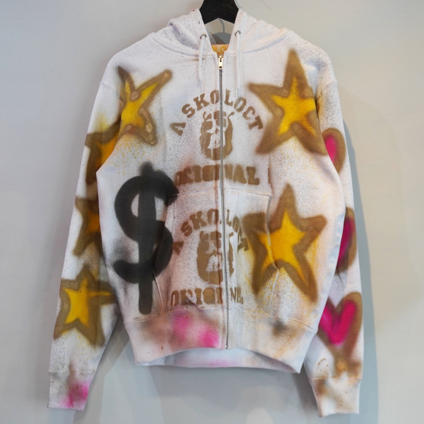 SKOLOCT SPRAY PAINTED ZIP HOODIE (S)