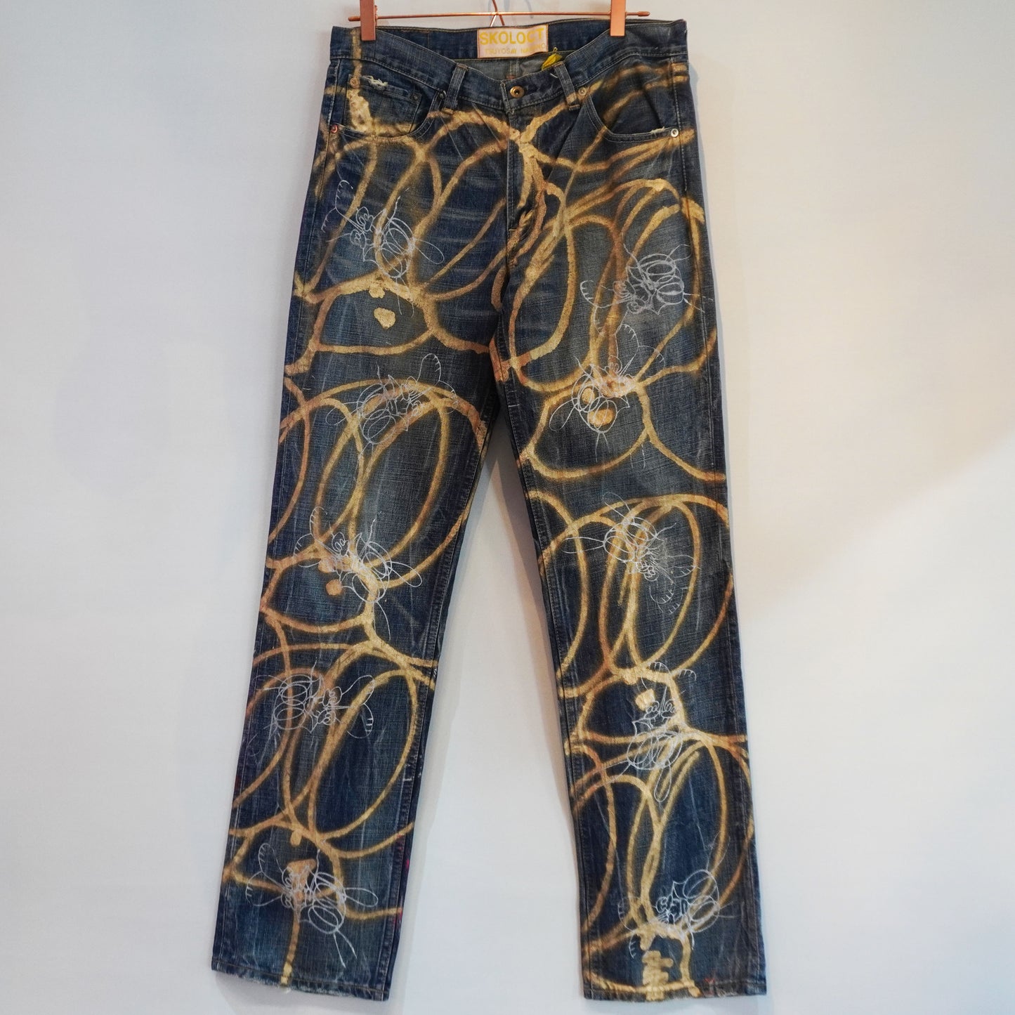 SKOLOCT SPRAY PAINTED JEANS - 33