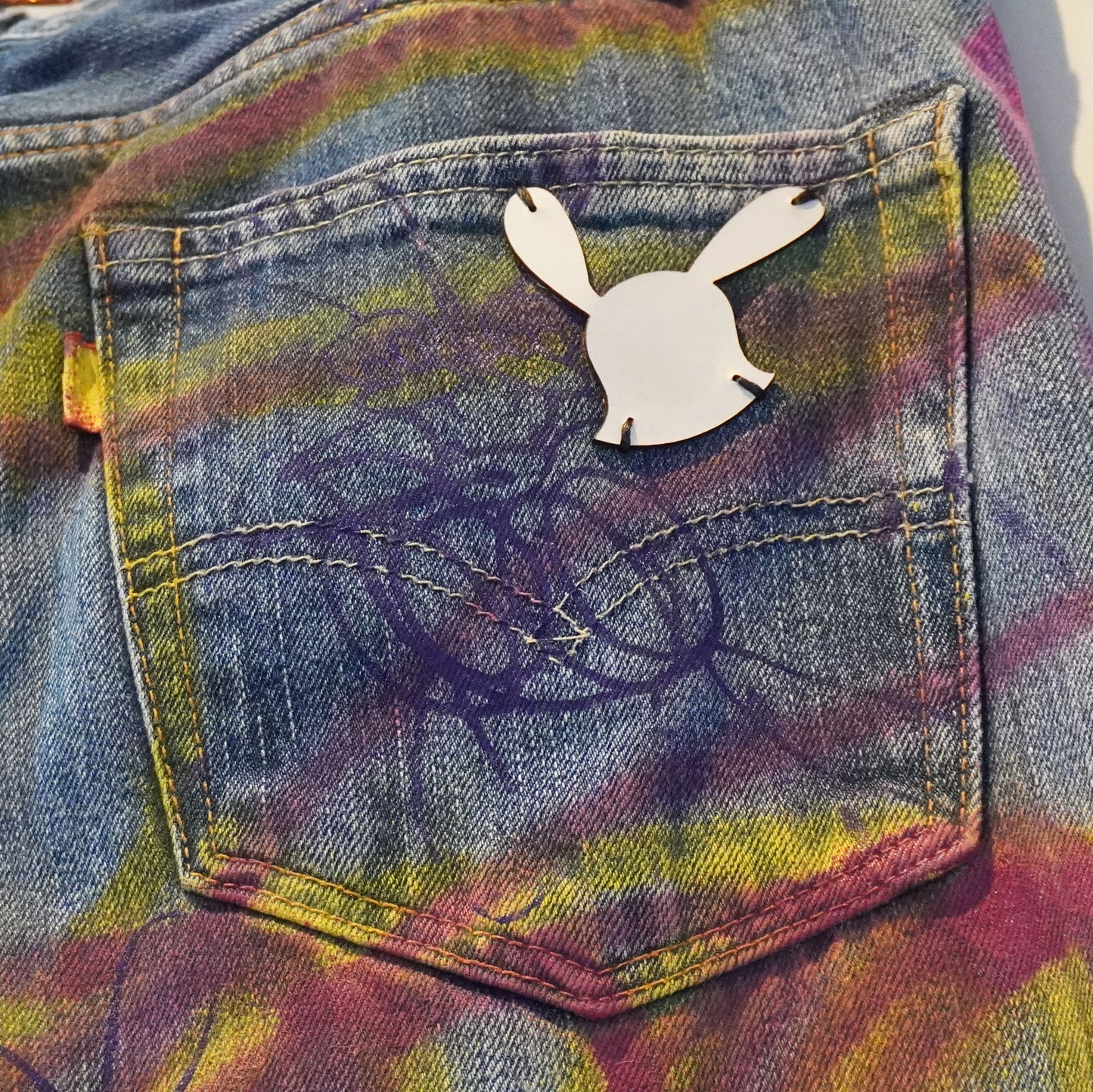 SKOLOCT SPRAY PAINTED JEANS - 34