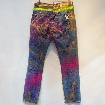 SKOLOCT SPRAY PAINTED JEANS - 32