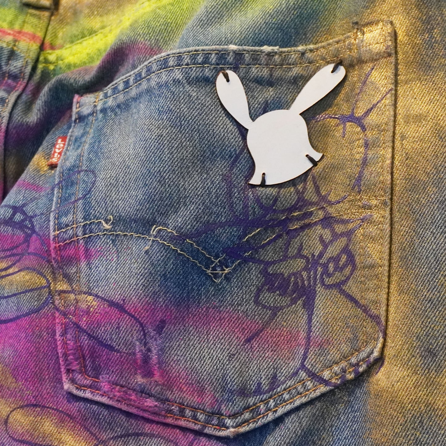 SKOLOCT SPRAY PAINTED JEANS - 32