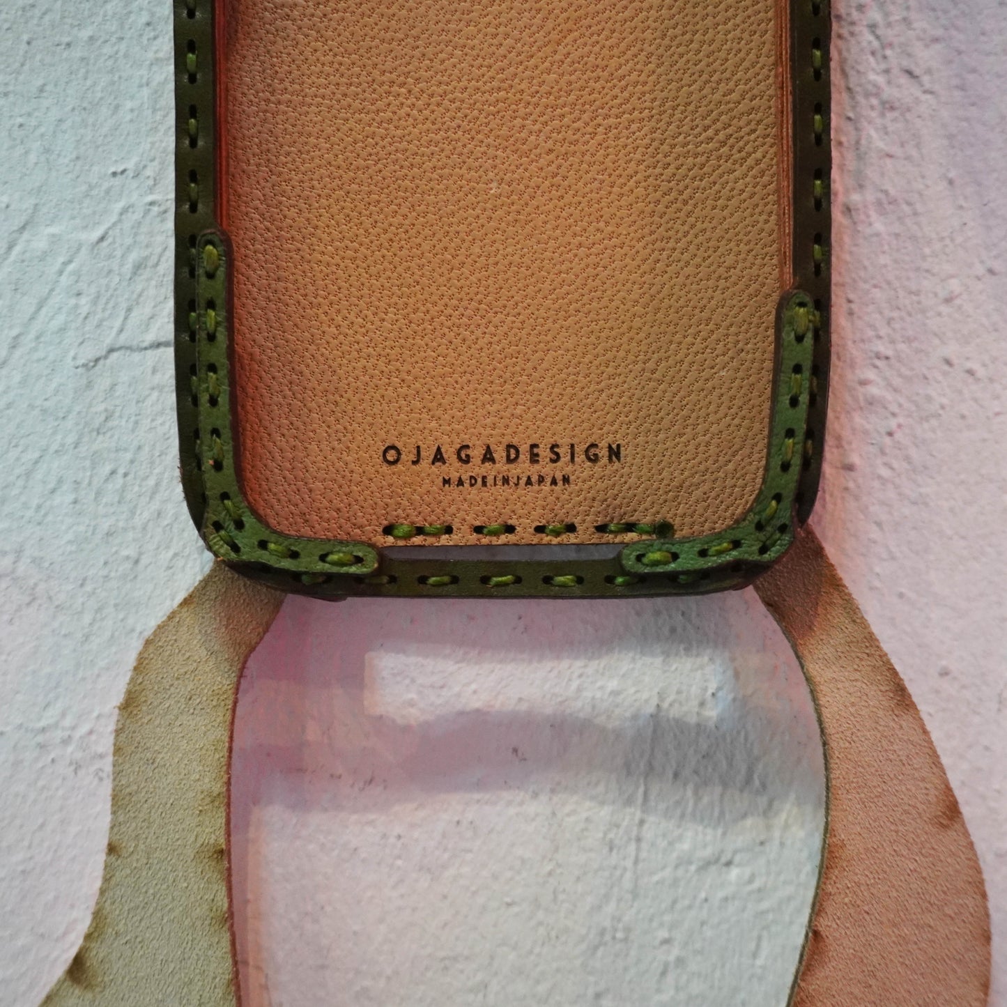 LEATHER PHONE CASE - iPhone 11 PRO