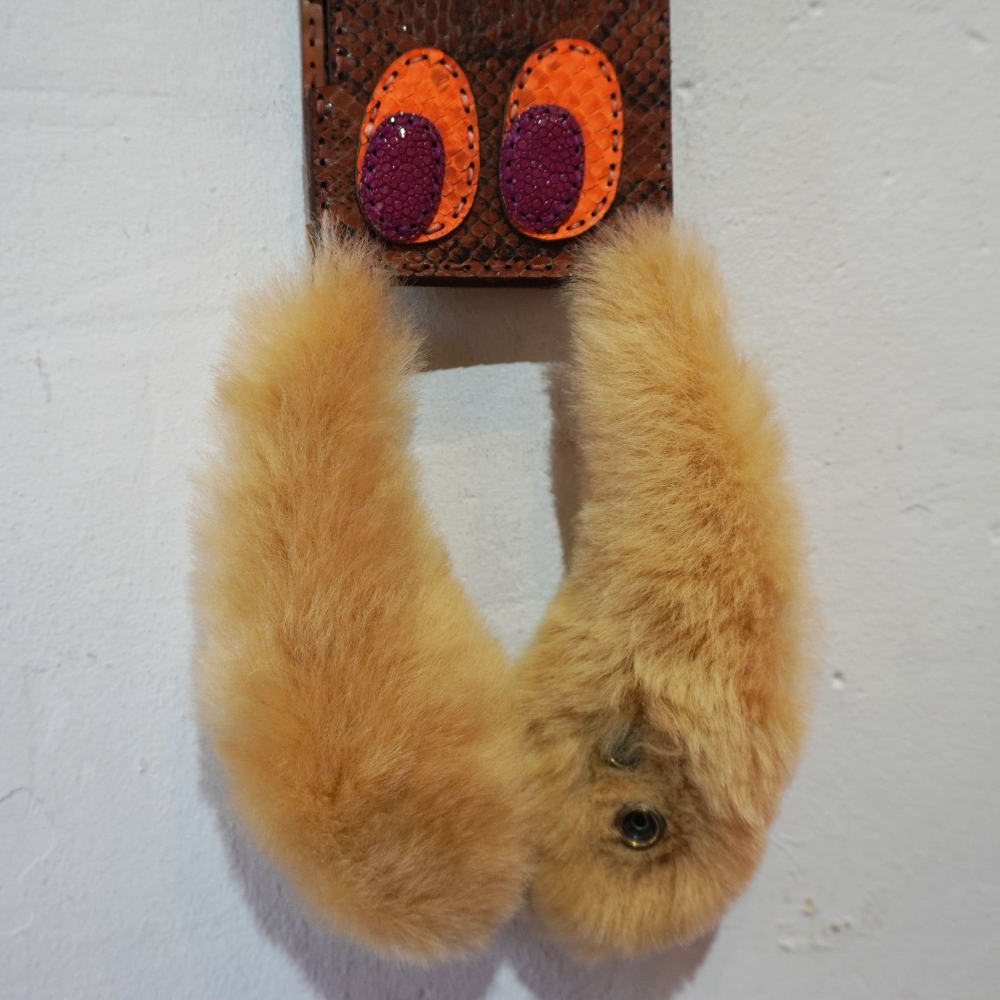 LEATHER PHONE CASE PYTHON - iPhone 16