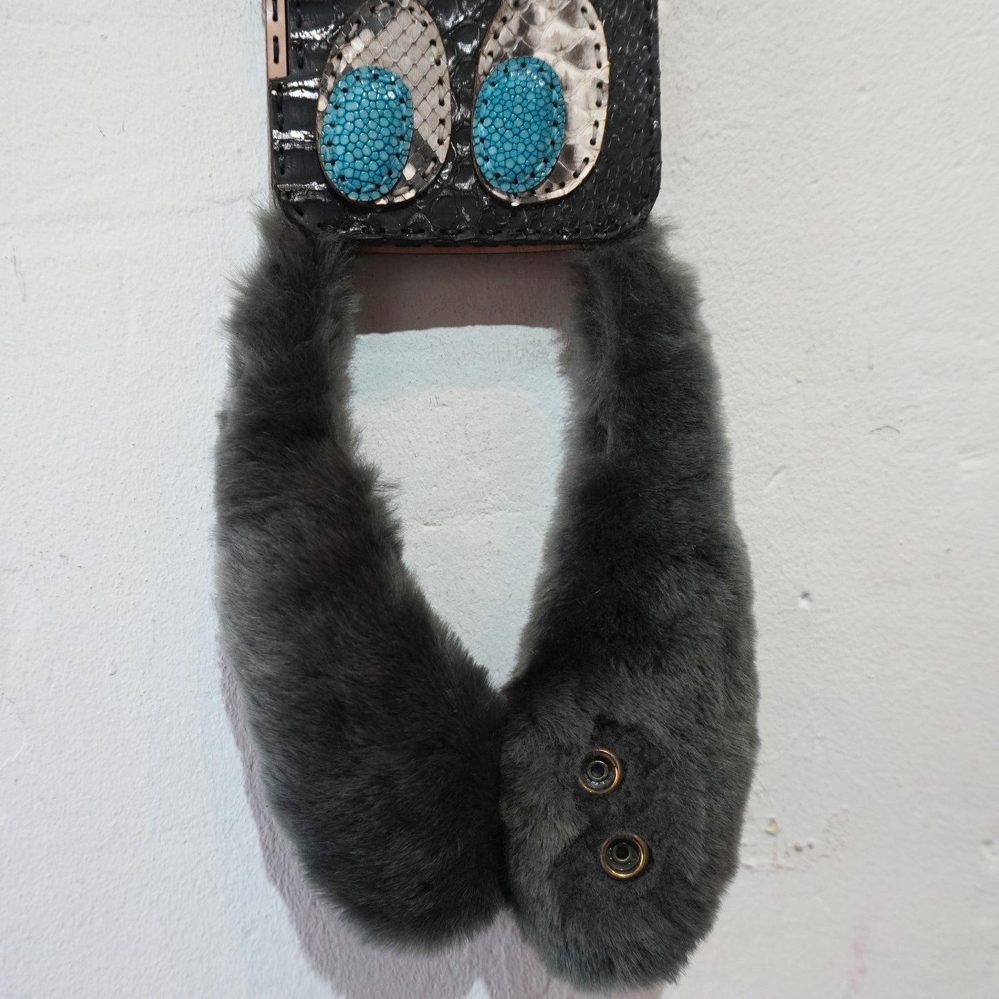 LEATHER PHONE CASE PYTHON - iPhone 16 PRO MAX