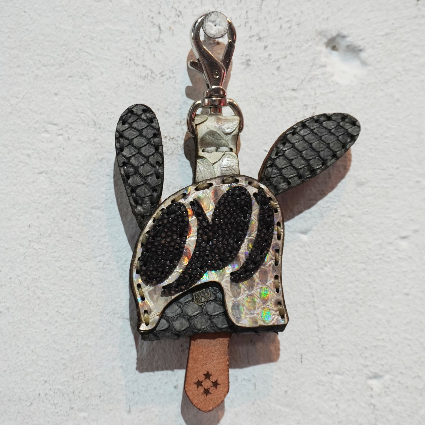 LEATHER KEY COVER - NORMAL EYES/PYTHON