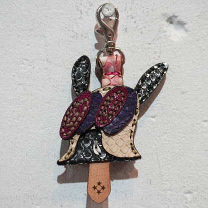 LEATHER KEY COVER - SPIRAL EYES/PYTHON