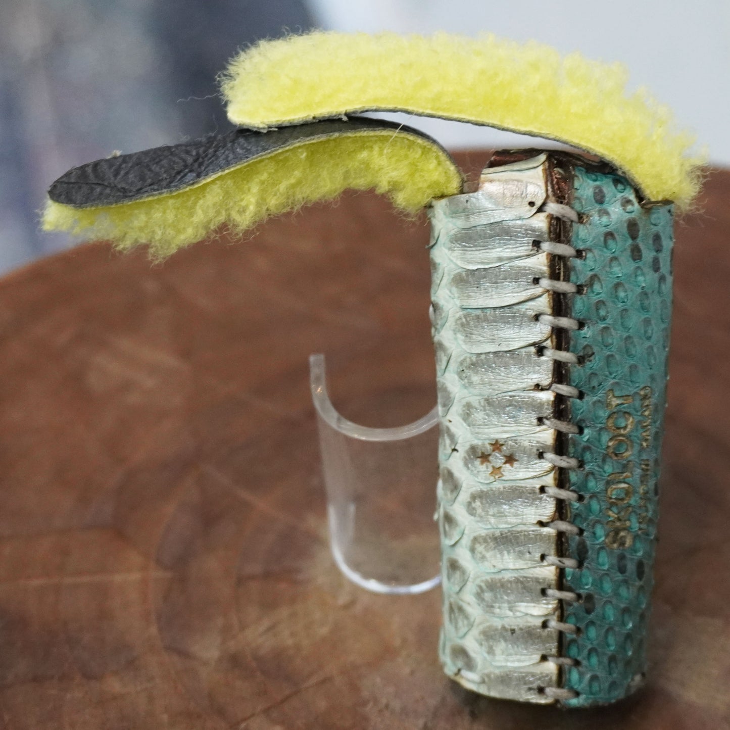 SKOLOCT LIGHTER CASE - PYTHON