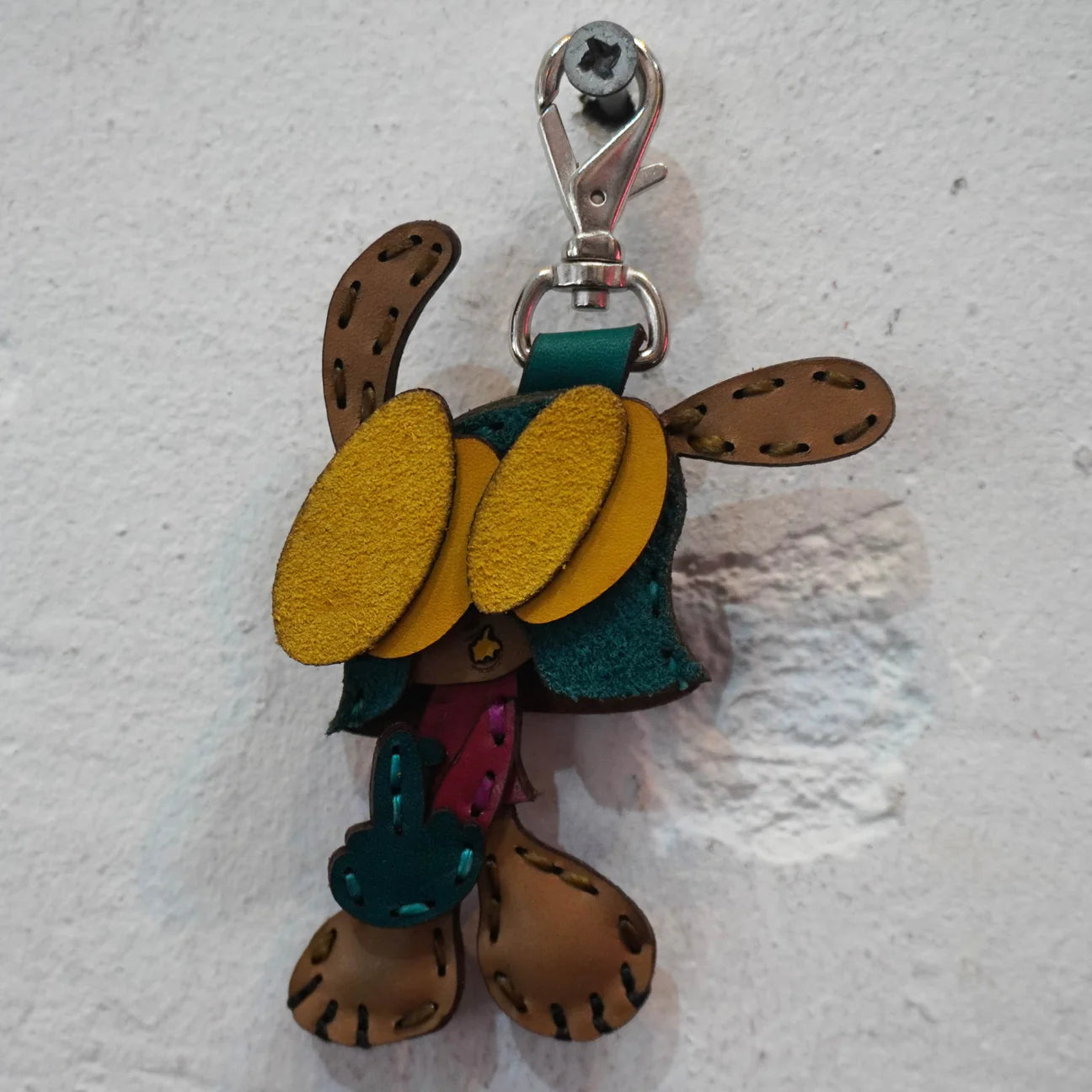 LEATHER KEYCHAIN "FINGER"