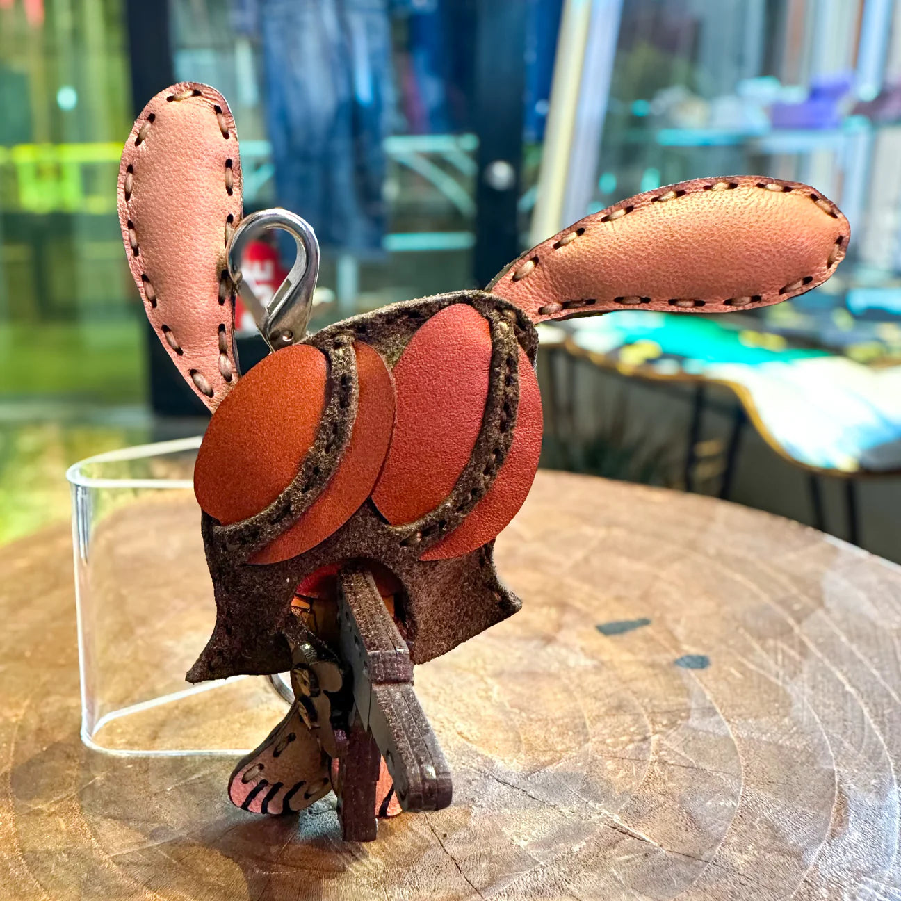 LEATHER KEYCHAIN "UZI"
