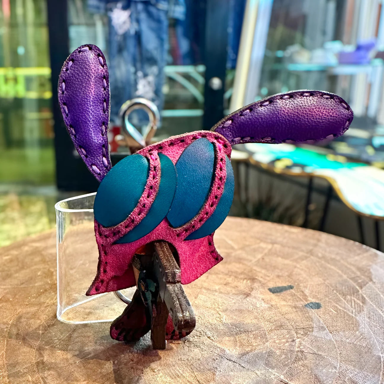 LEATHER KEYCHAIN "UZI"