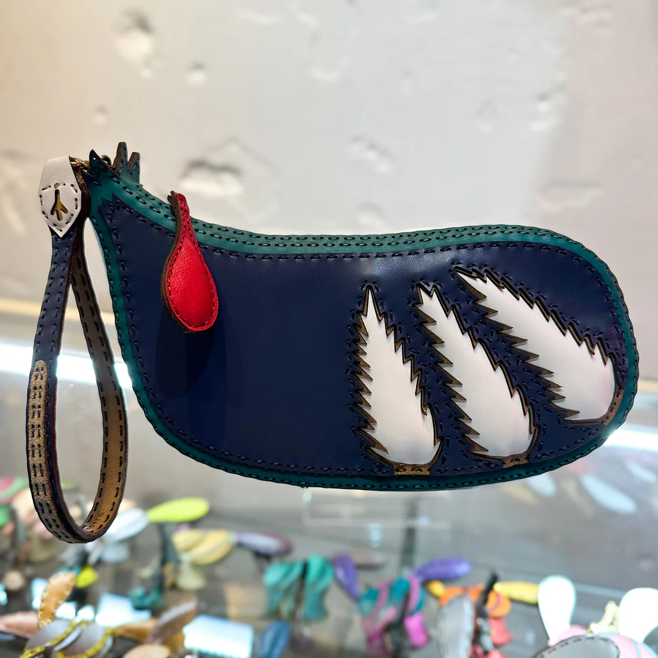 SKO LEATHER CLUTCH WALLET