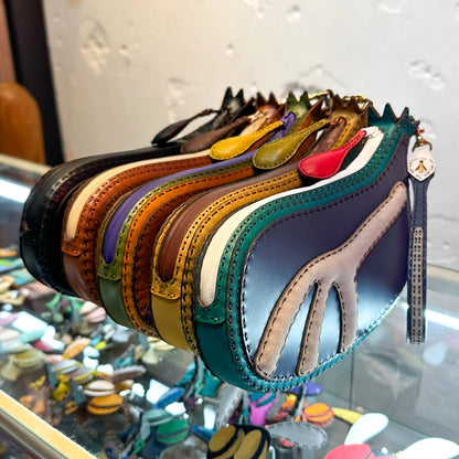 SKO LEATHER CLUTCH WALLET